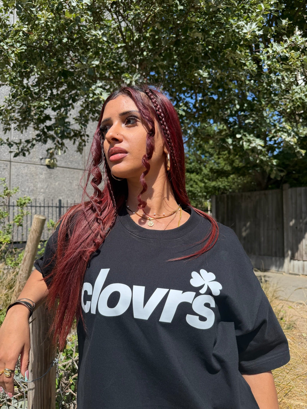 BLACK LOGO TEE